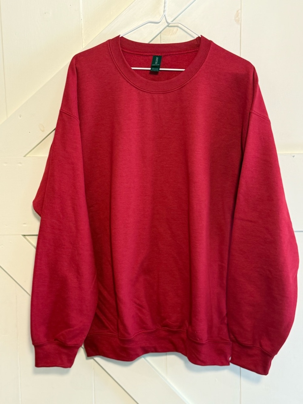 Gildan Heavy Blend Red Crewneck Sweatshirt Large Fleece Pullover Unisex